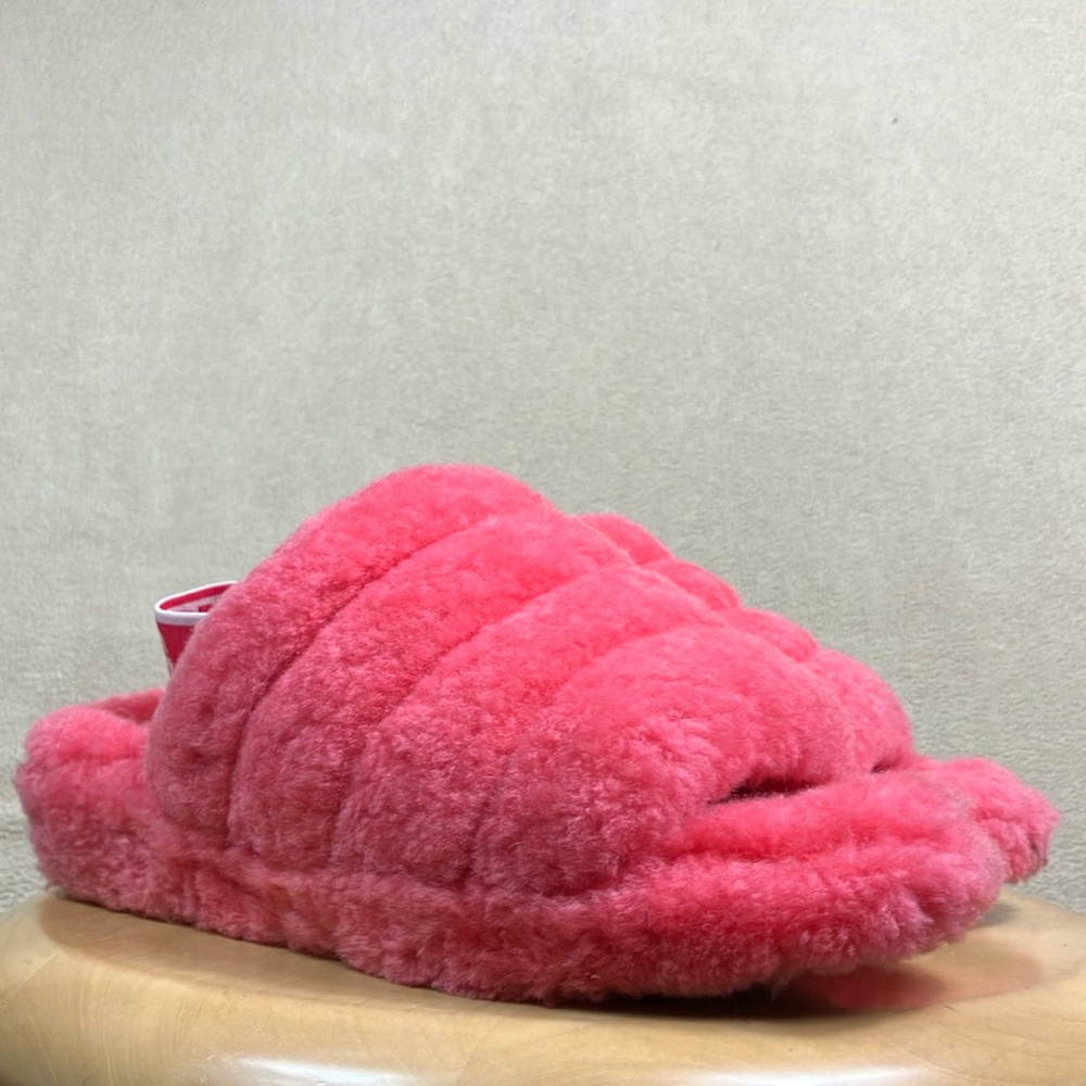 UGG Fluff Yeah Neon Slingback Home Indoorโ Slide Slipper Womenโs size 7